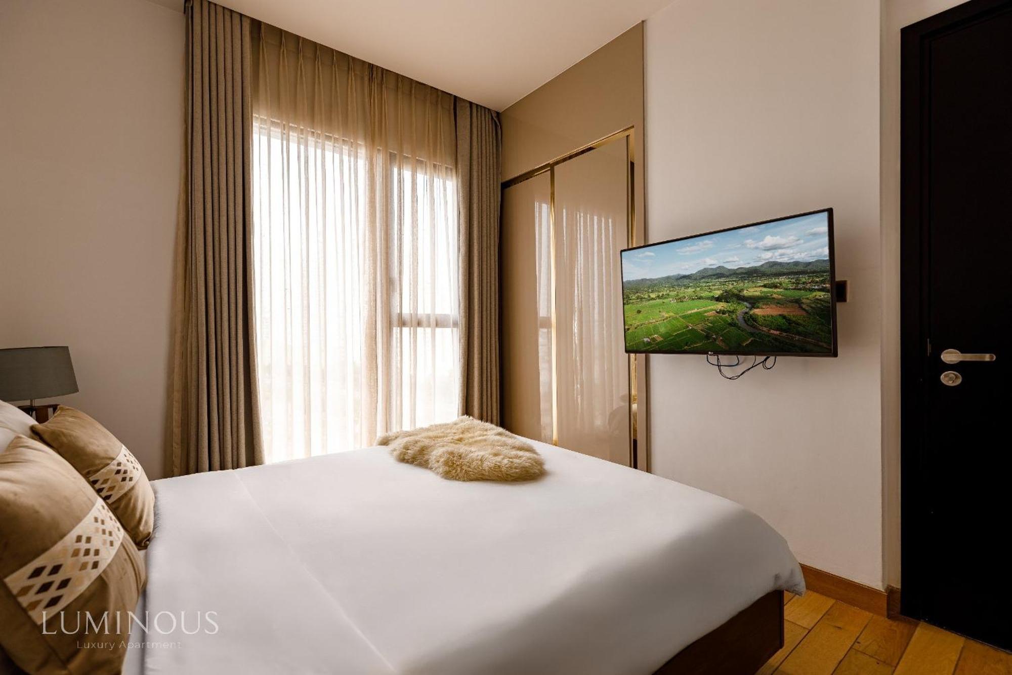 Exclusive 2-3 Bedroom Apartment In District 1 Free Pool Gym Sauna Ho Chi Minh City Bagian luar foto