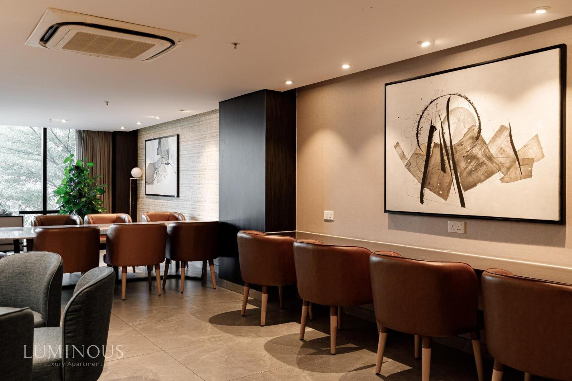 Exclusive 2-3 Bedroom Apartment In District 1 Free Pool Gym Sauna Ho Chi Minh City Bagian luar foto