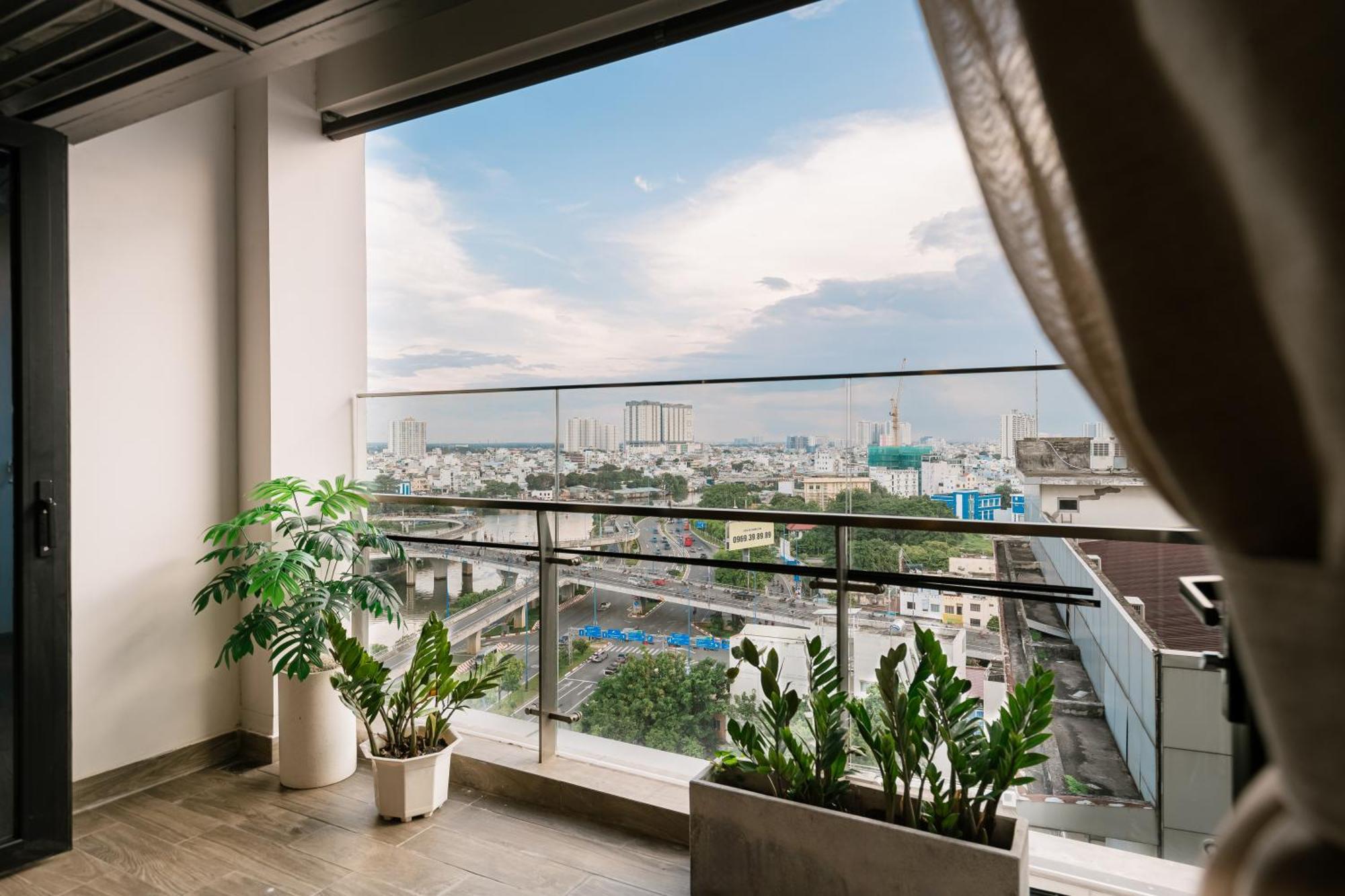 Exclusive 2-3 Bedroom Apartment In District 1 Free Pool Gym Sauna Ho Chi Minh City Bagian luar foto