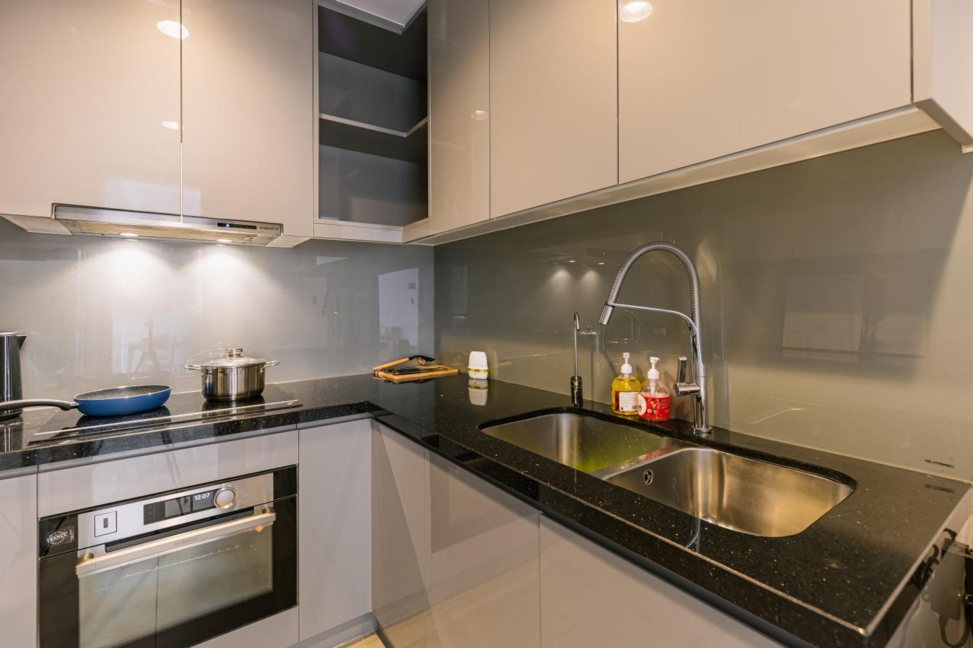 Exclusive 2-3 Bedroom Apartment In District 1 Free Pool Gym Sauna Ho Chi Minh City Bagian luar foto