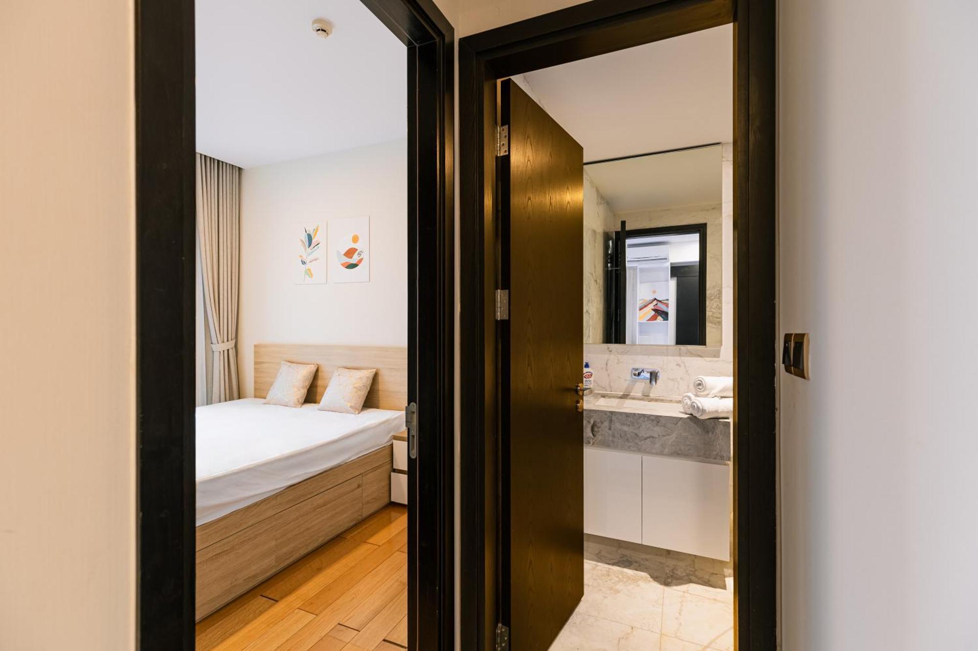 Exclusive 2-3 Bedroom Apartment In District 1 Free Pool Gym Sauna Ho Chi Minh City Bagian luar foto