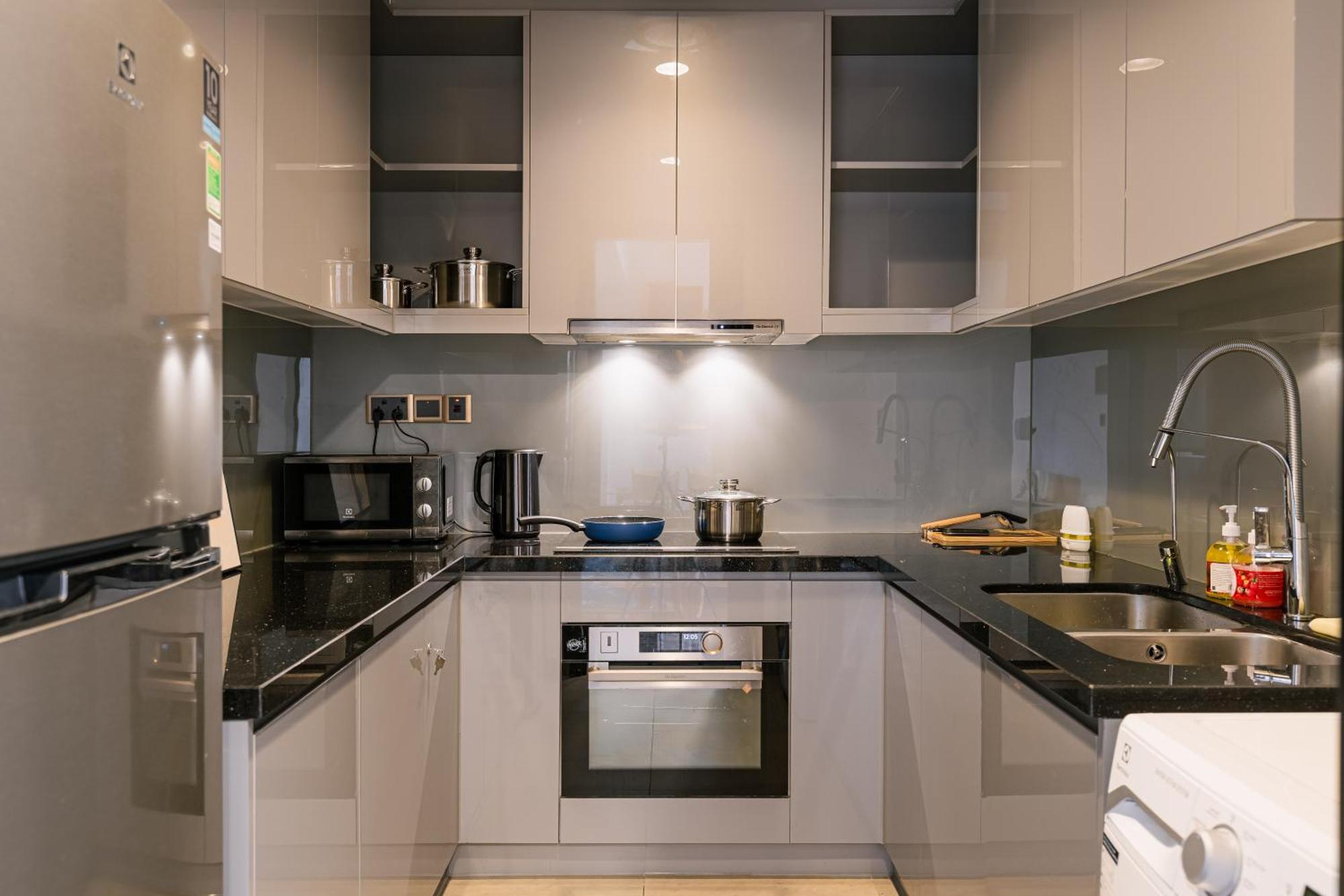 Exclusive 2-3 Bedroom Apartment In District 1 Free Pool Gym Sauna Ho Chi Minh City Bagian luar foto